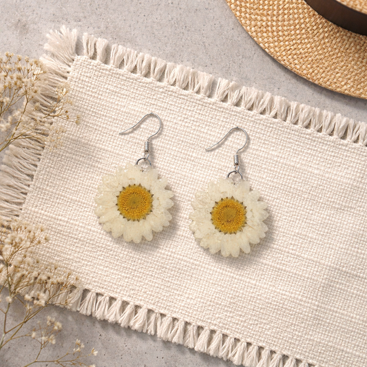 Handmade white daisy real flower earring
