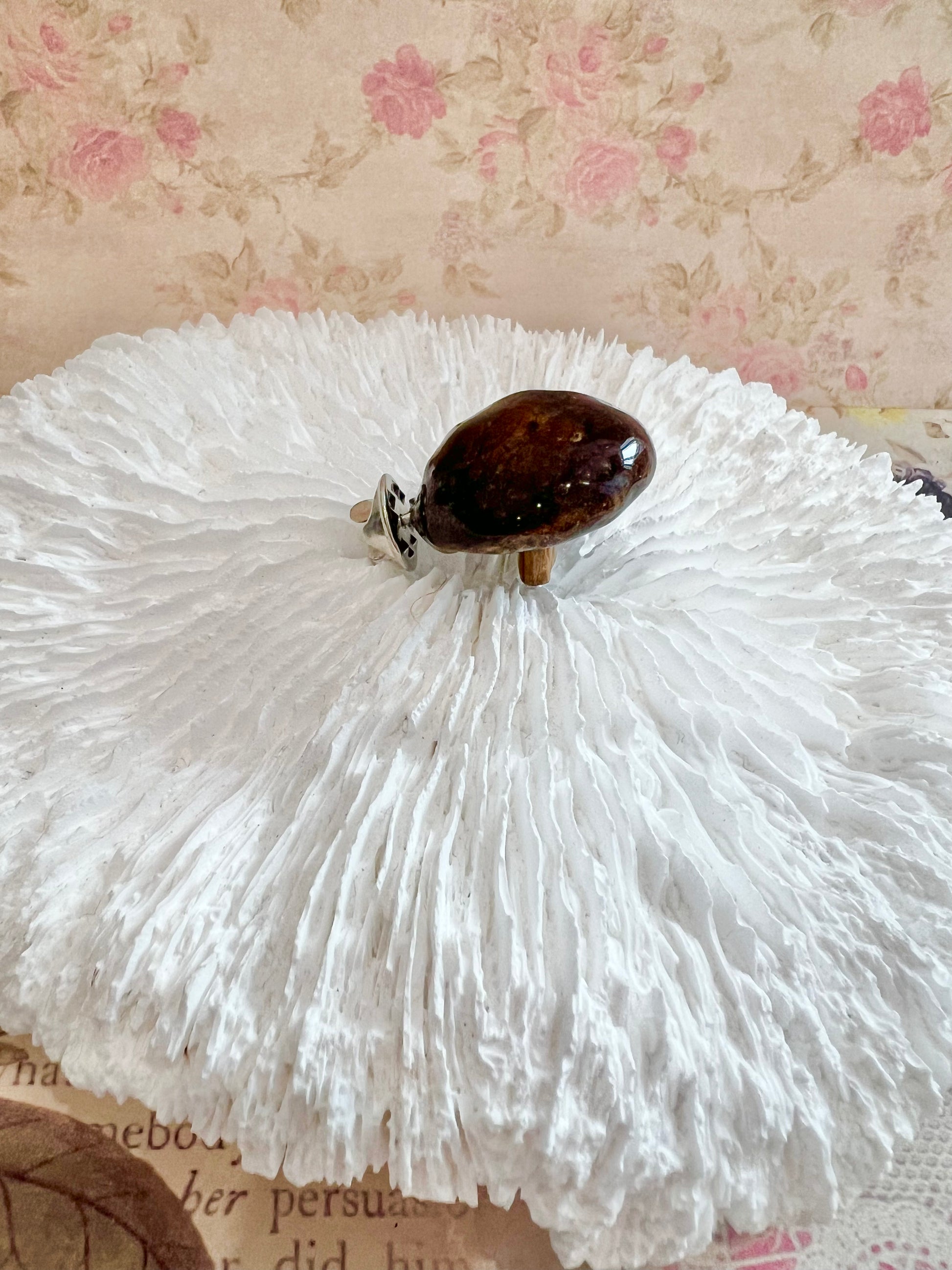 Missliu Handcraft Handmade real mushroom brooch