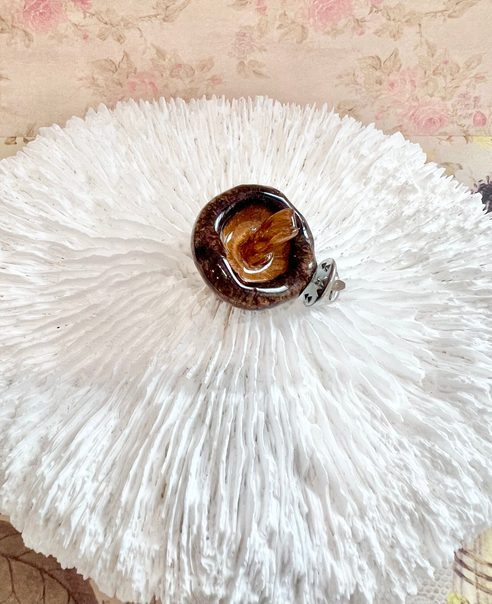Missliu Handcraft Handmade real mushroom brooch