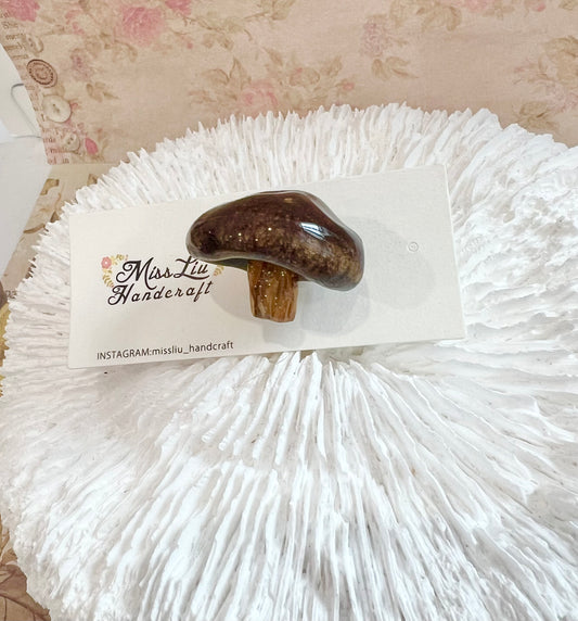 Missliu Handcraft Handmade real mushroom brooch