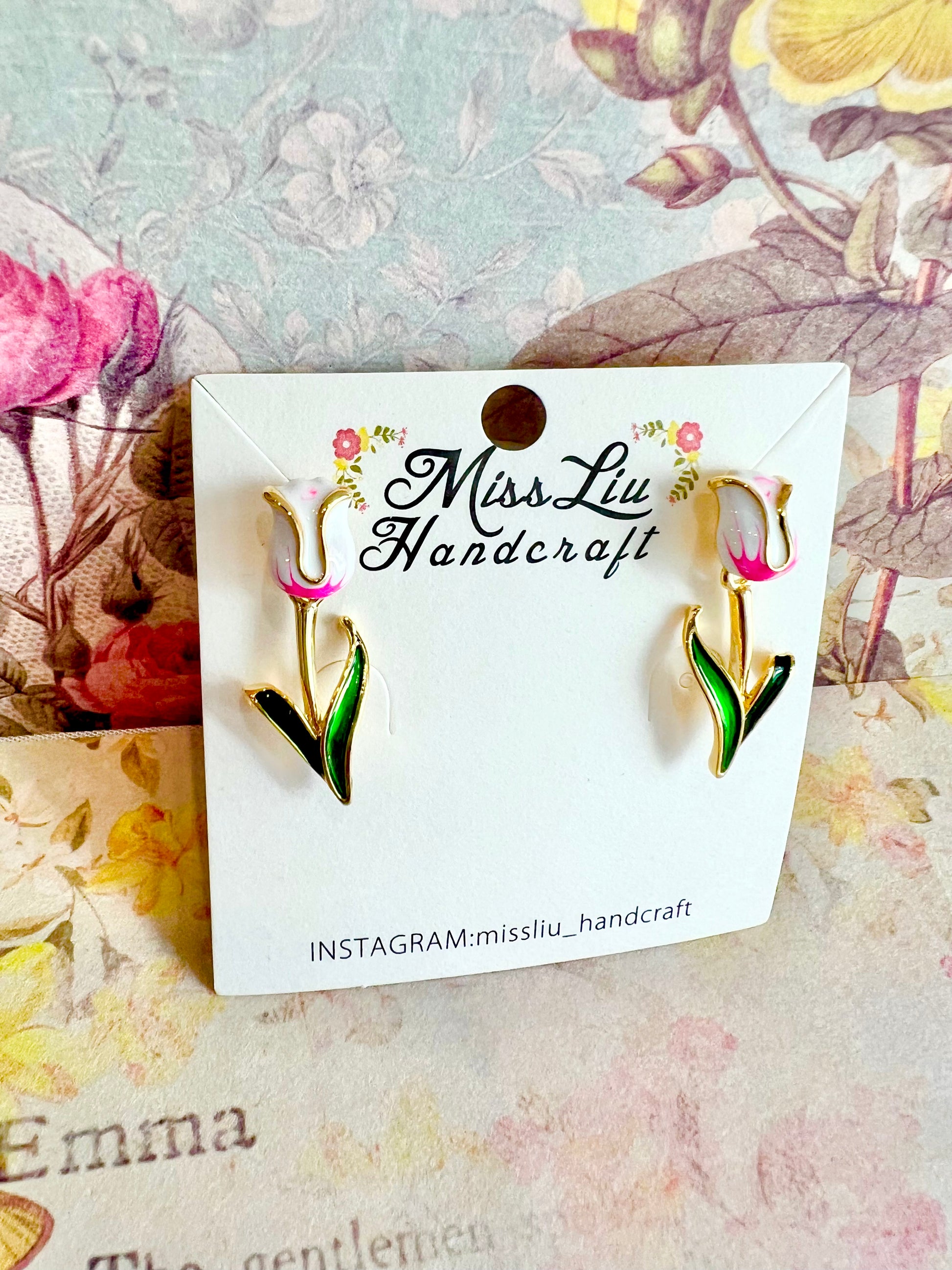 Missliu Handcraft White tulip earring
