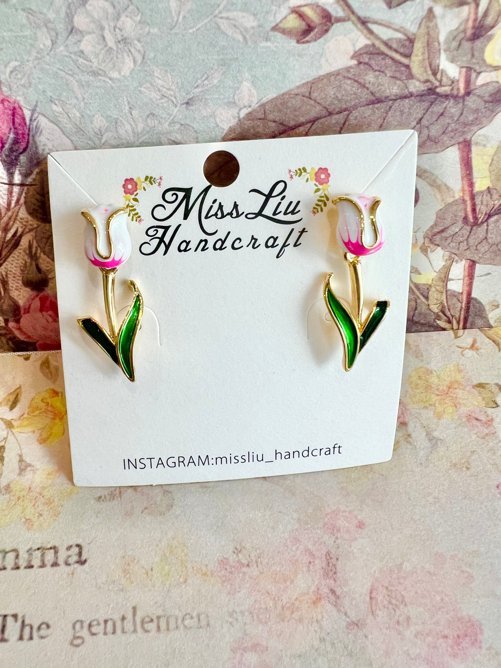 Missliu Handcraft White tulip earring