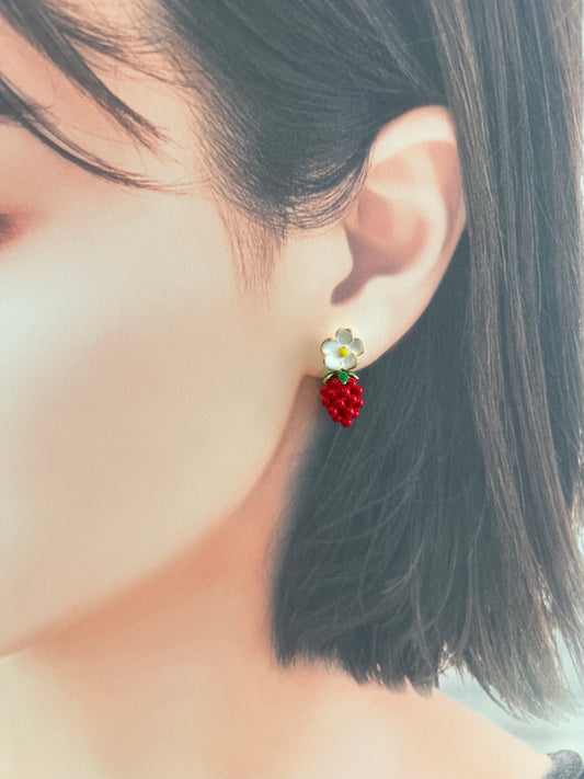 Missliu Handcraft Red grape earring