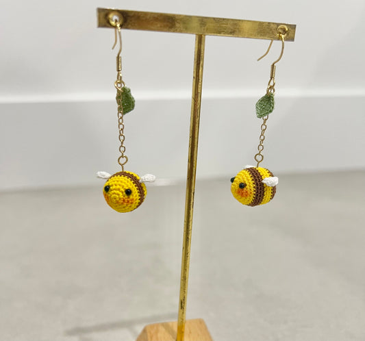 Missliu Handcraft Handmade crochet bee earring