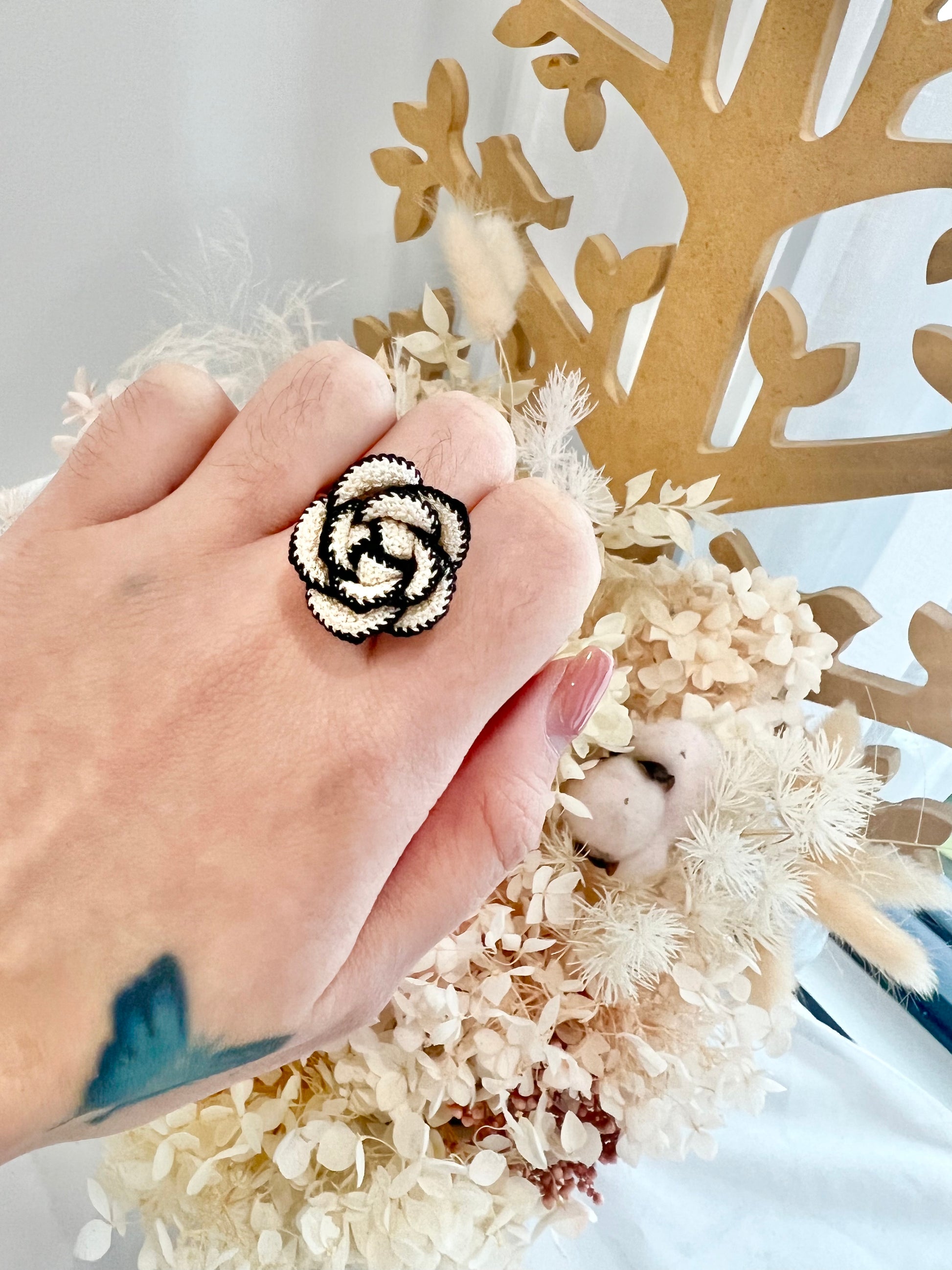 Missliu Handcraft Handmade crochet rose ring