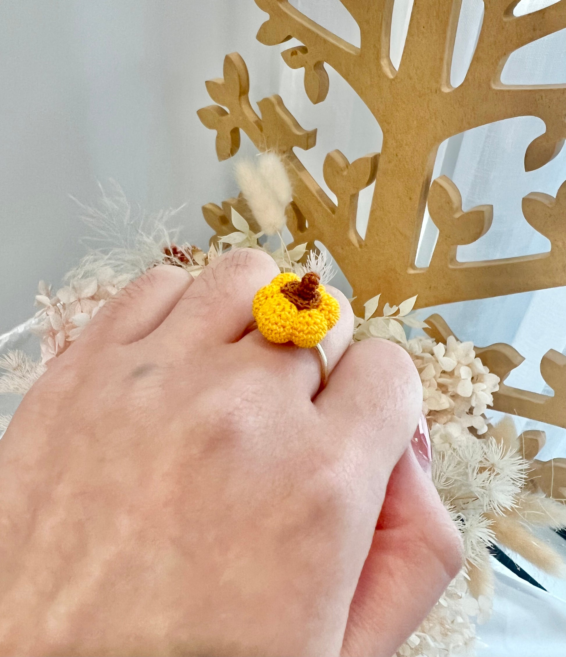 Missliu Handcraft Handmade crochet pumpkin ring