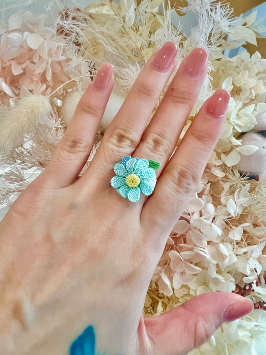 Missliu Handcraft Handmade crochet multi-flower ring in blue