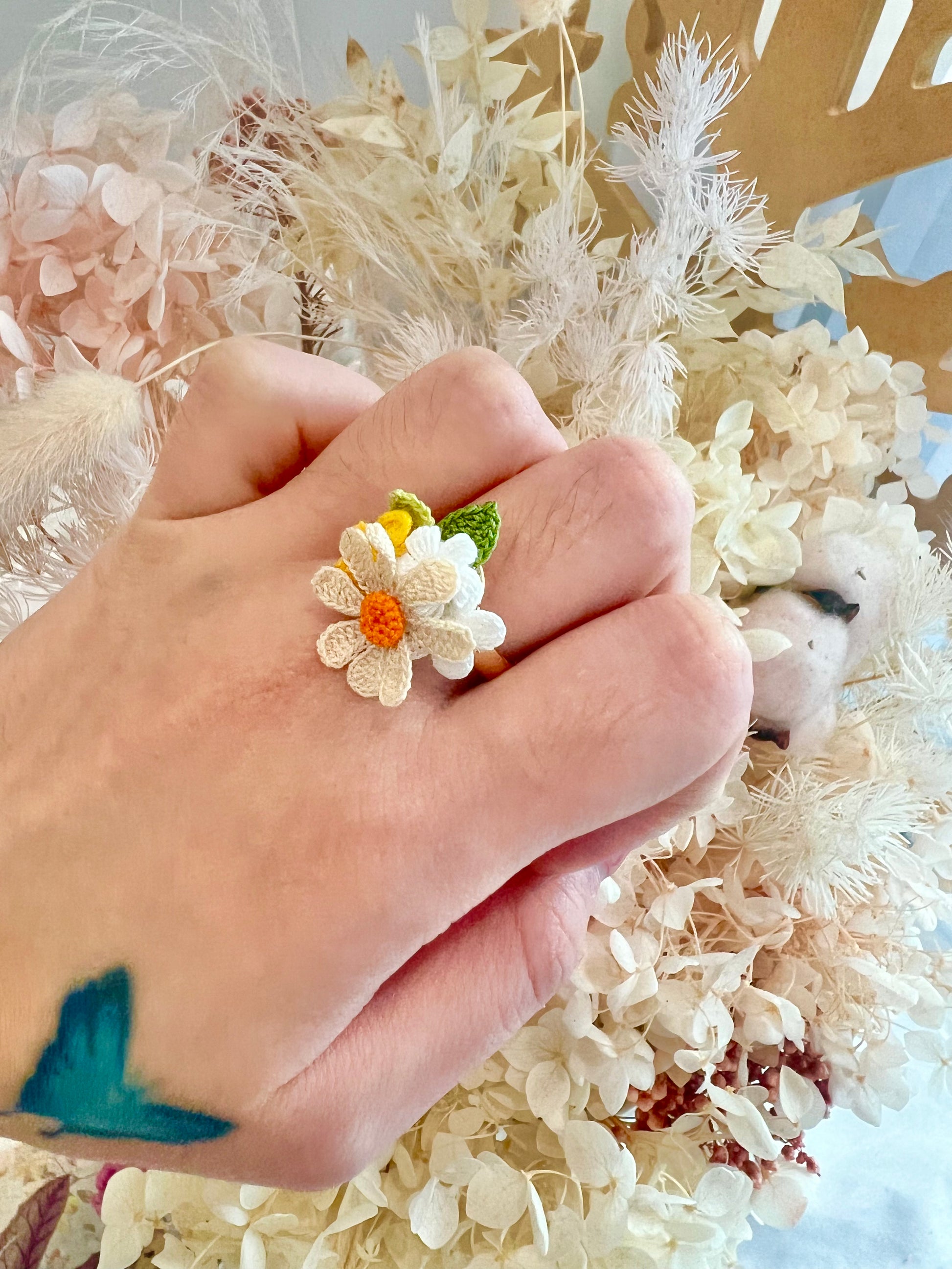 Missliu Handcraft Handmade crochet multi-flower ring in orange