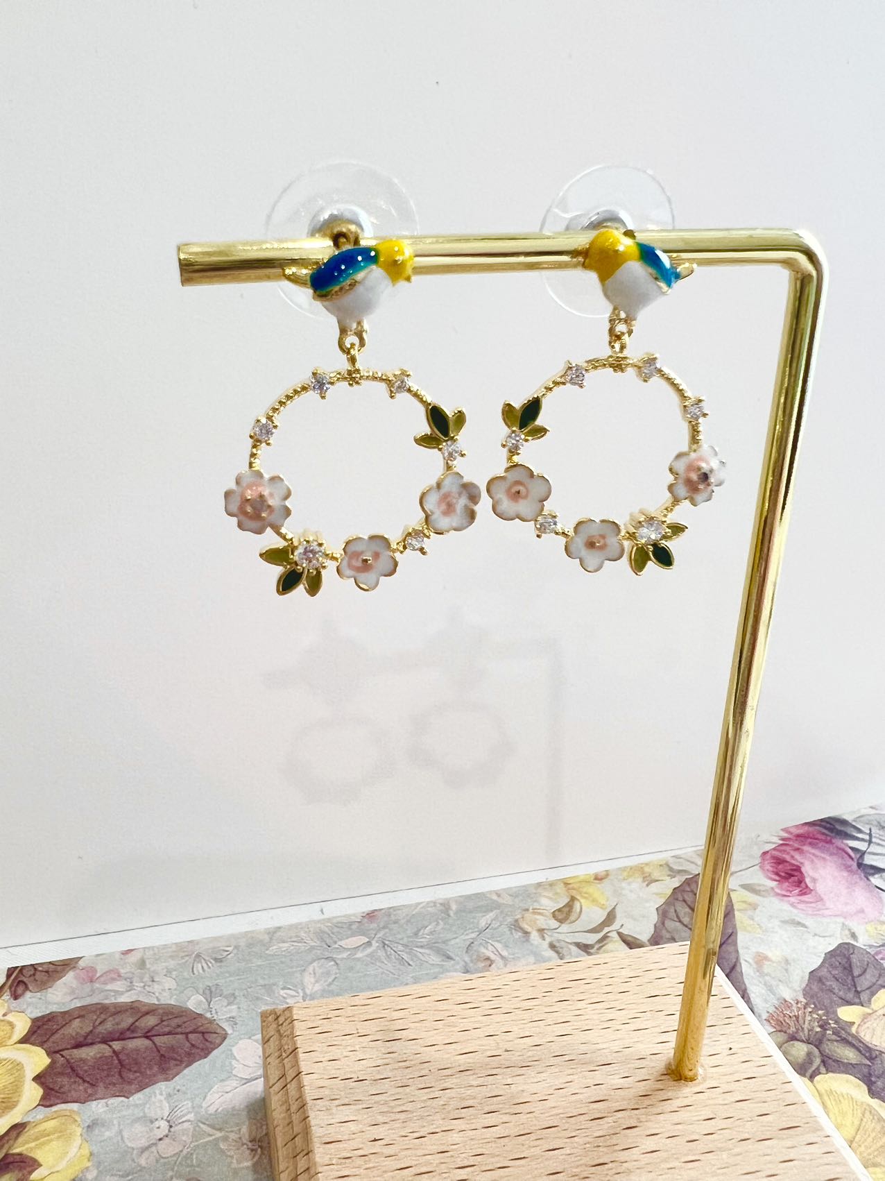 Missliu Handcraft Yellow Bird flower earring Pink