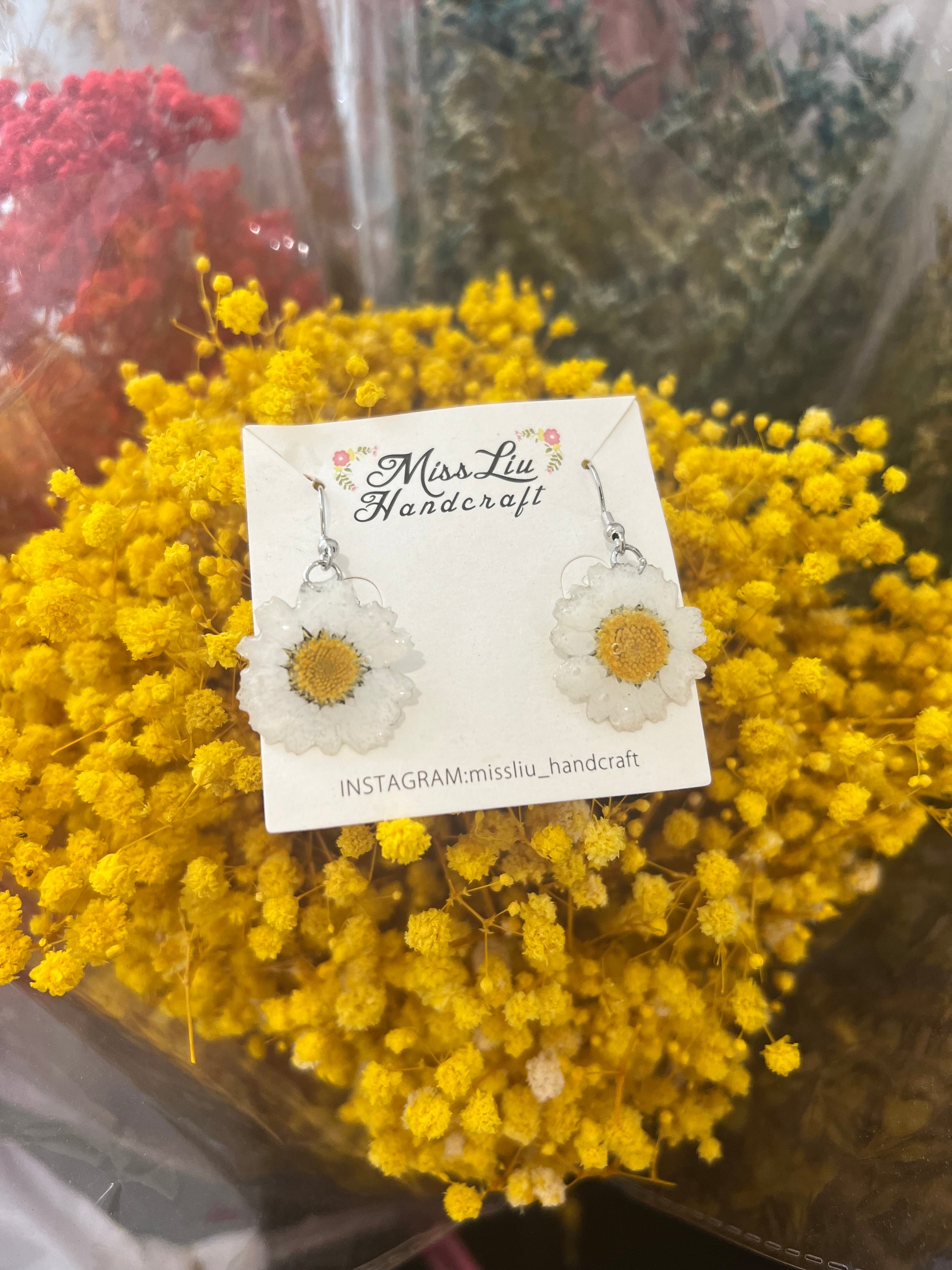 Missliu Handcraft Handmade white daisy real flower earring